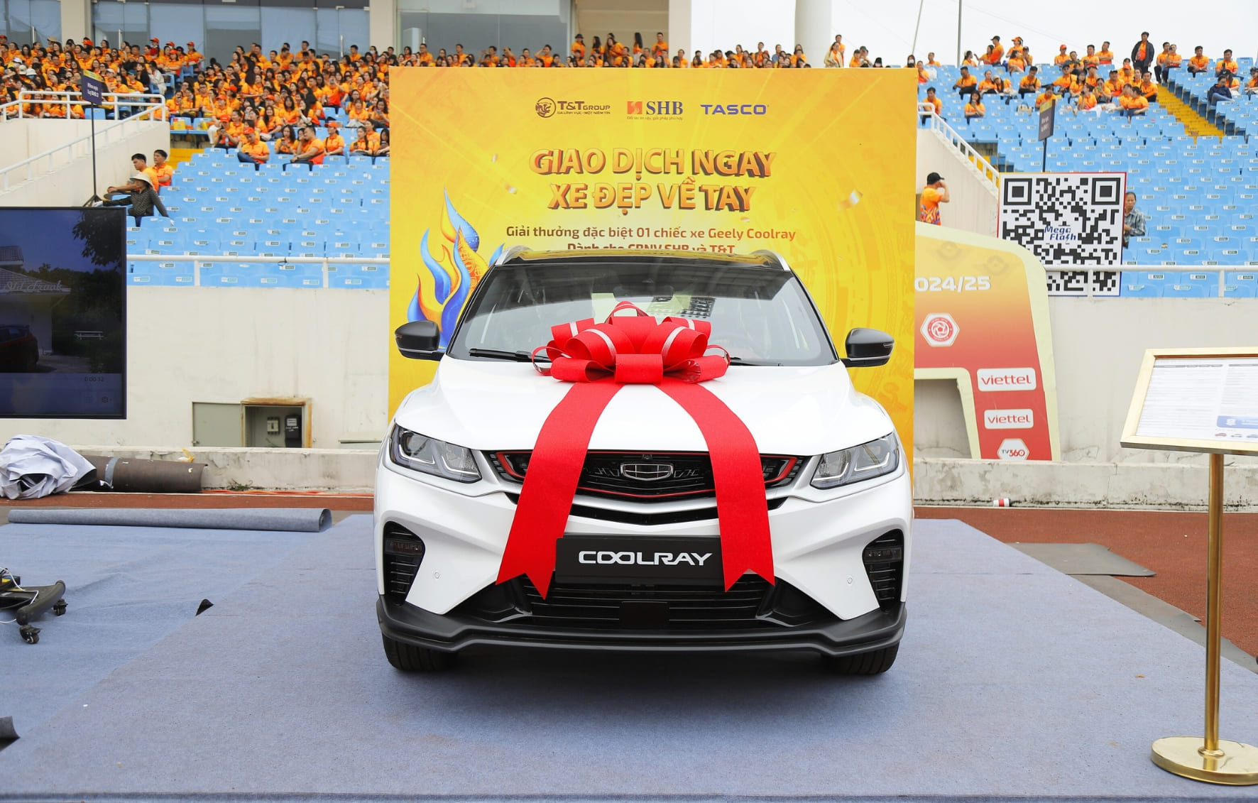 Geely Coolray Đồng Hành Cùng Ngày Hội Văn Hóa SHB & T&T Group